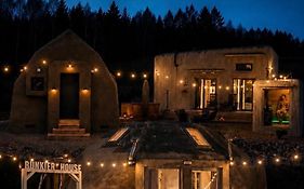 Bunkier House
